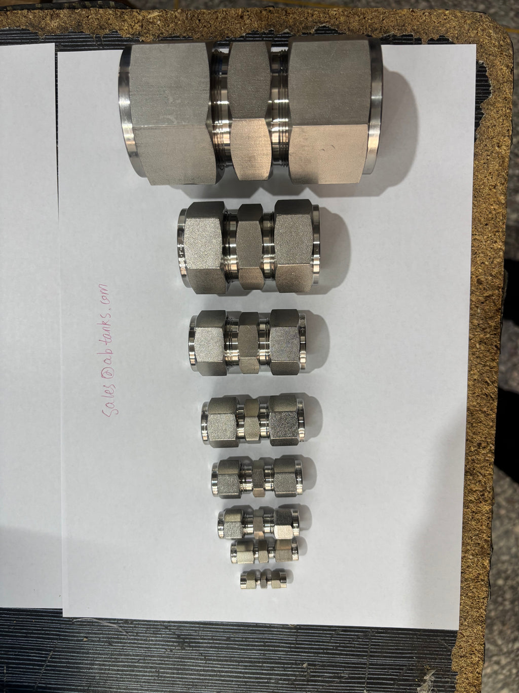 Tube Fittings and Adapters — Unions — Straights
